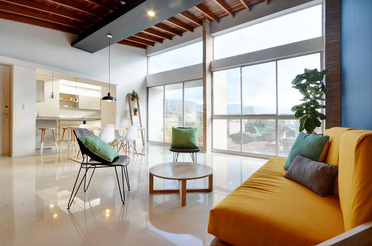 Manila House Aparthotel Medellin 3*,